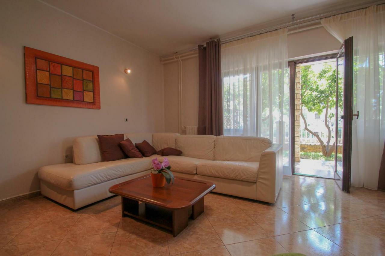 Apartment Sanja Новиград Экстерьер фото